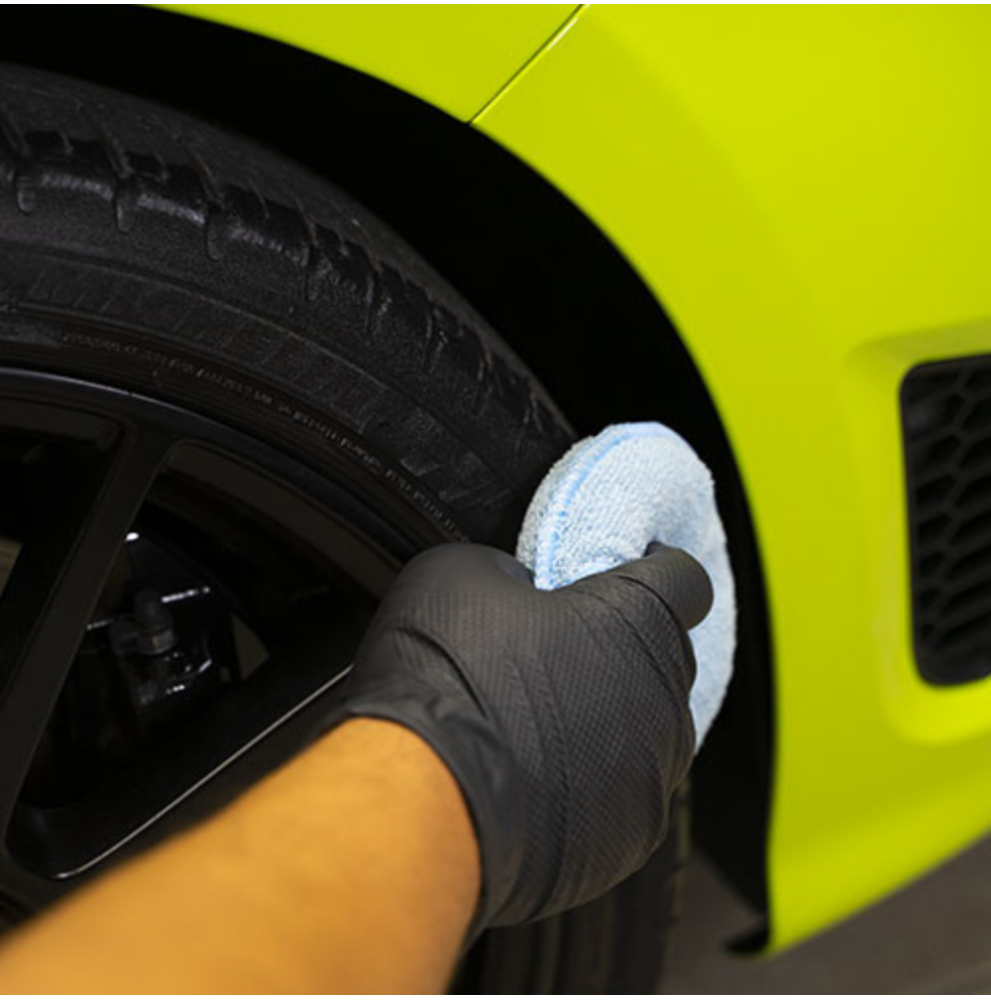 TRATTAMENTO PULIZIA E LUCIDATURA E RIPRISTINO PLASTICHE INTERNI ED ESTERNI AUTO MAFRA MANIAC All Round Plastic Protectant